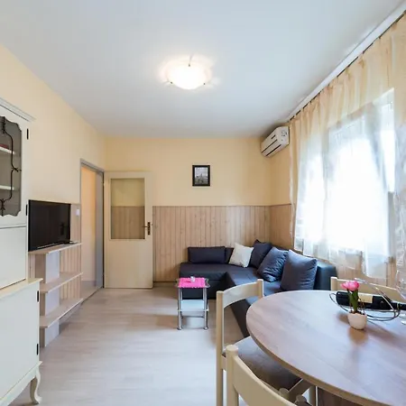 Ferienhaus Holiday Romarie Zadar